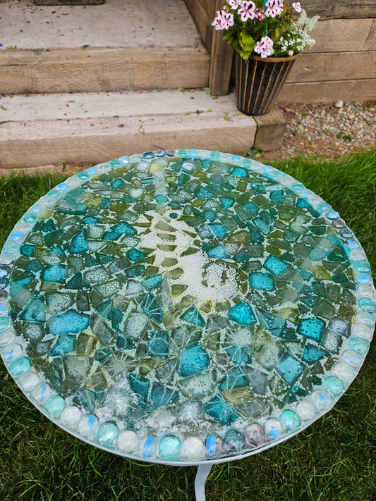 🌊 Handmade Seahorse & Sea Glass Resin Table – Coastal Ocean-Inspired Decor 🌊