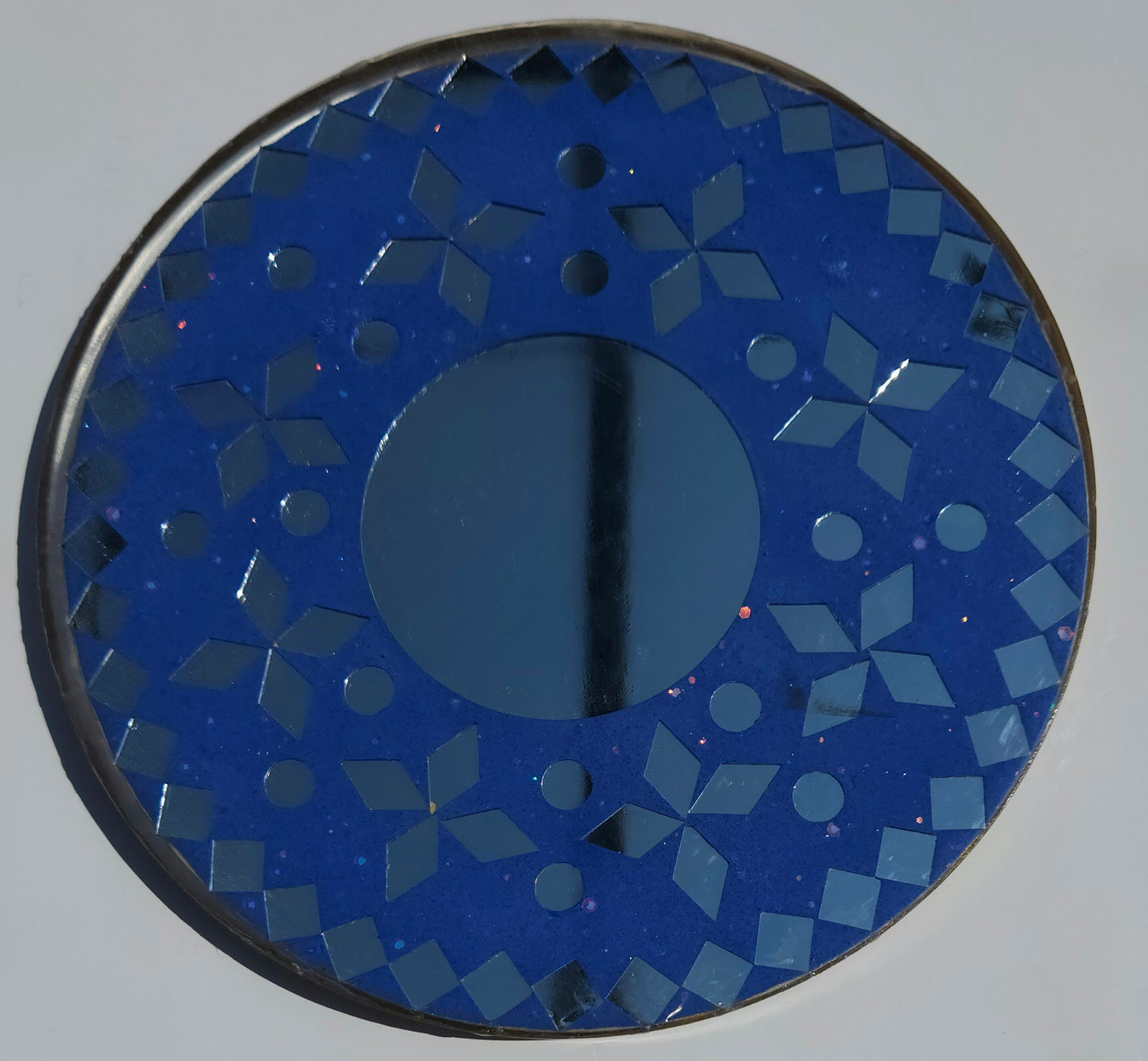 Round Blue Mosaic Mirror – Handcrafted Wall or Table Decor with Geometric Design