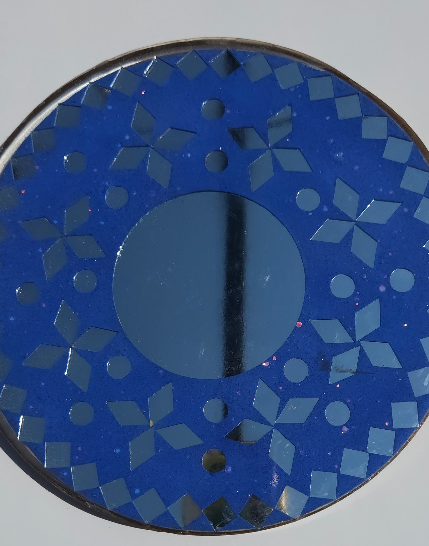Round Blue Mosaic Mirror – Handcrafted Wall or Table Decor with Geometric Design