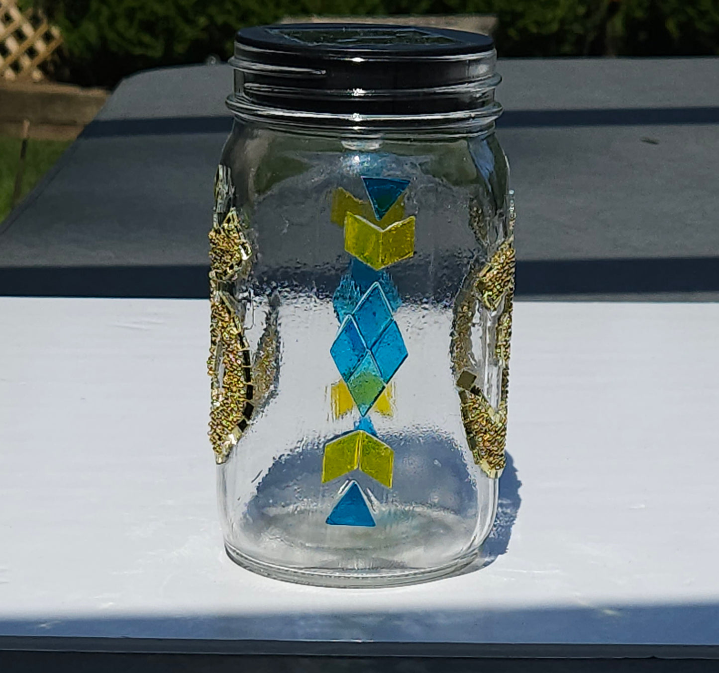 Om Mosaic Solar Light Jar – Gold Meditation Lantern with Spiritual Glow