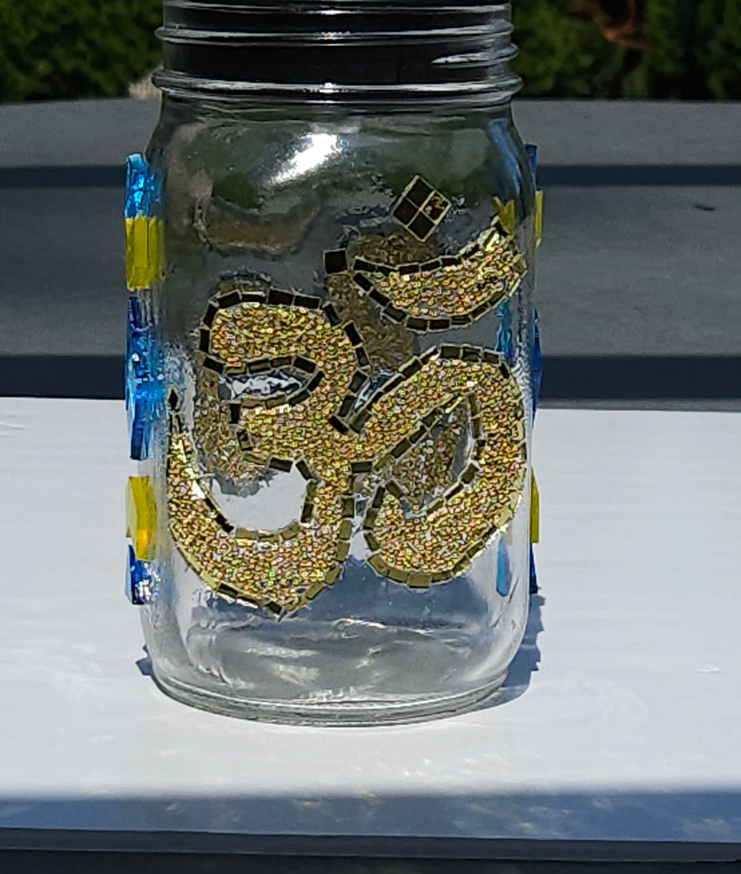 Om Mosaic Solar Light Jar – Gold Meditation Lantern with Spiritual Glow
