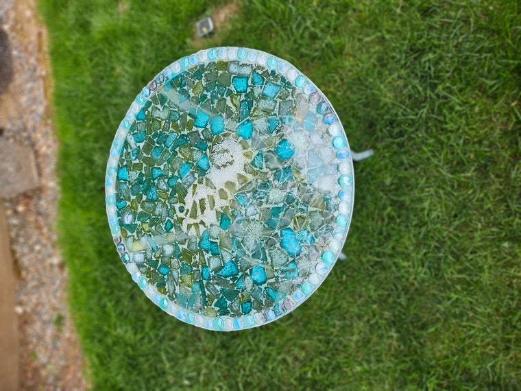 π Handmade Seahorse & Sea Glass Resin Table β Coastal Ocean-Inspired Decor π