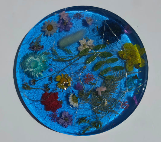 Enchanted Floral Garden Disc – Custom Resin Art with Optional Fairy Lights (8")
