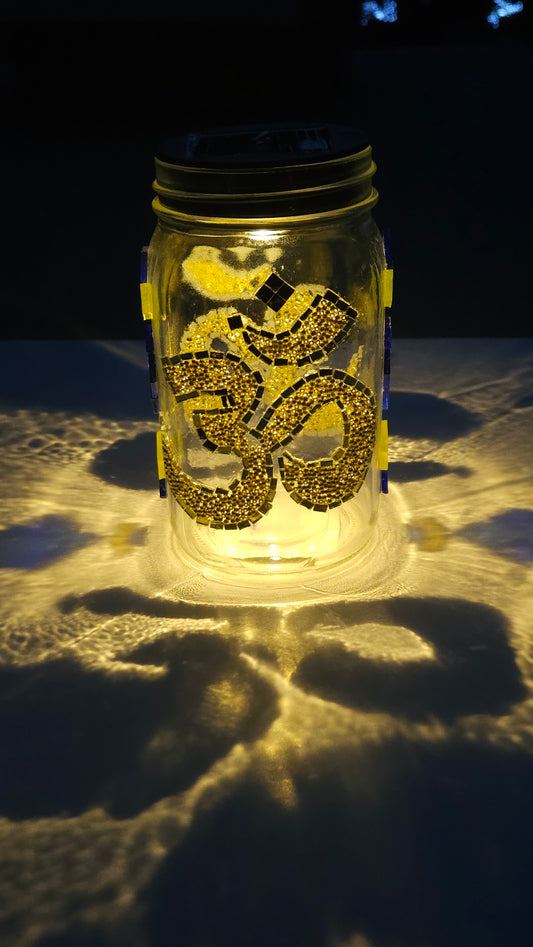 Om Mosaic Solar Light Jar – Gold Meditation Lantern with Spiritual Glow
